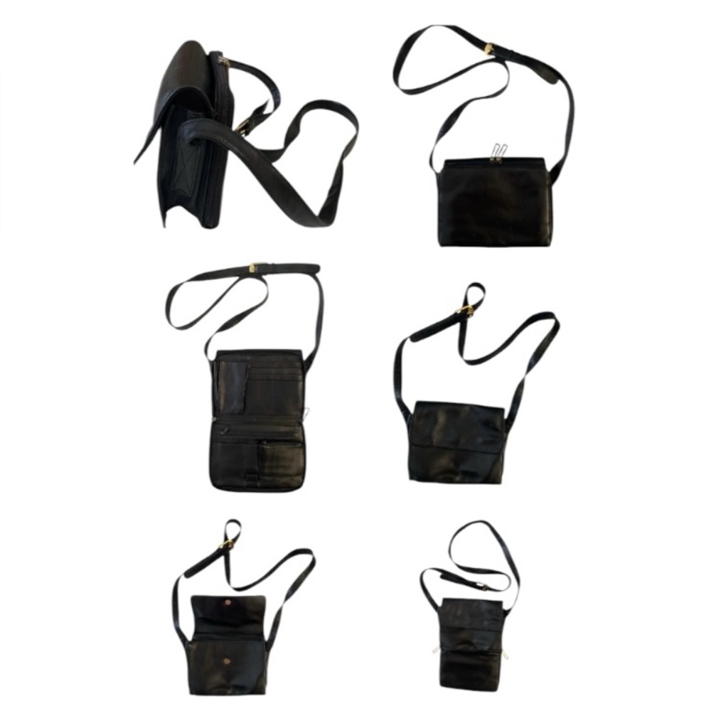 Preview Collection Black Leather‎ Crossbody Purse Vintage, has lots of room.
